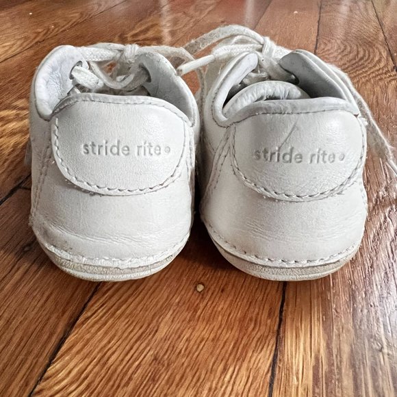 Stride Rite first walkers - walk - gently used - Picture 2 of 4